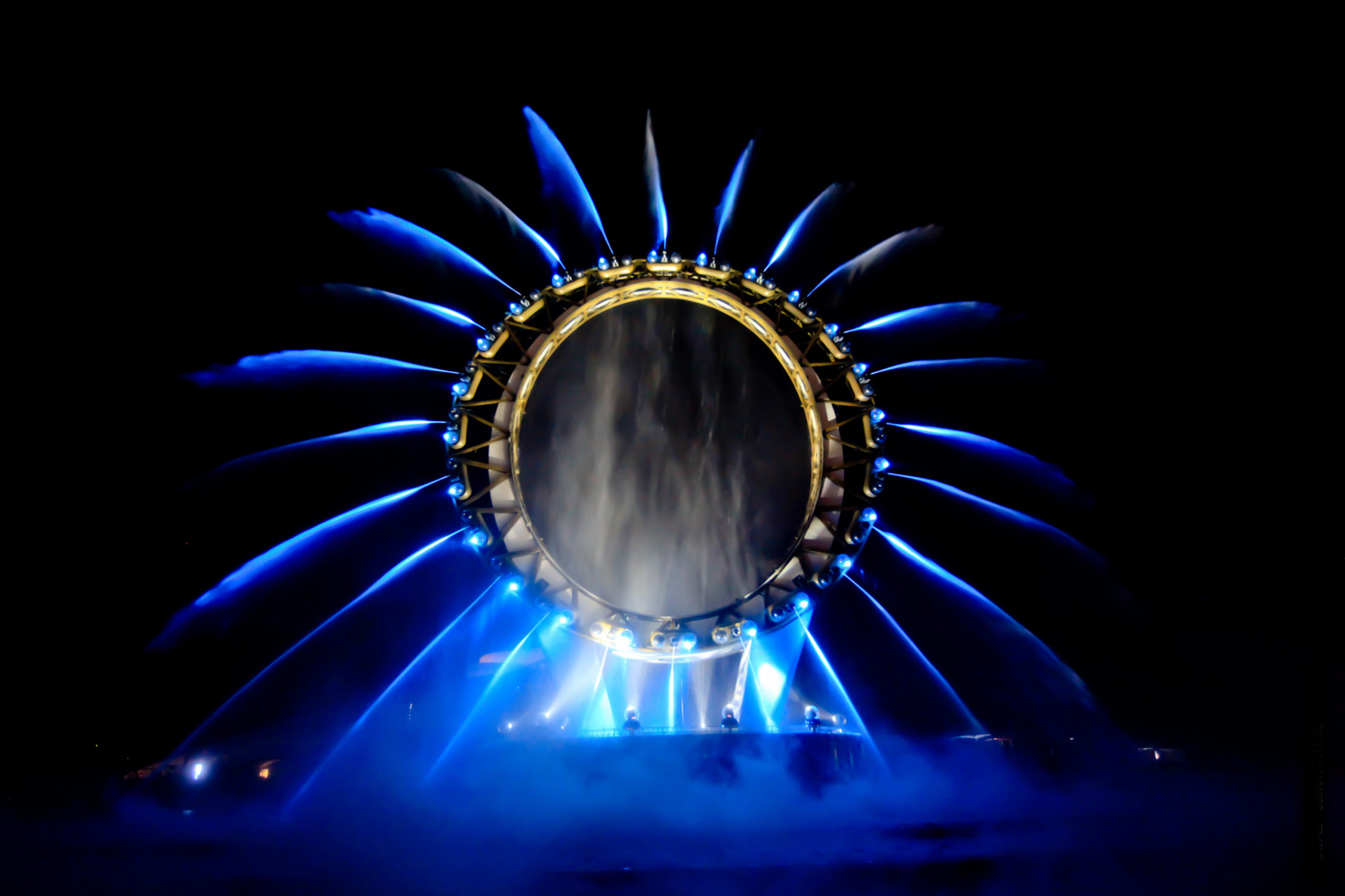 The Big-O Show, spectacle aquatique par Crystal