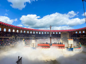 Effets pour l'attraction le signe du triomphe par Crystal, spécialiste des effets d'eau et de feu