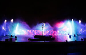 Show aquatique par Crystal pour le Cirque du soleil