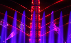 Attraction pour ECA2 avec les effets d'eau et de feu de Crystal