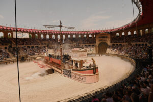 Puy du Fou le signe du triomphe crée par CRYSTAL, créateur d'événements