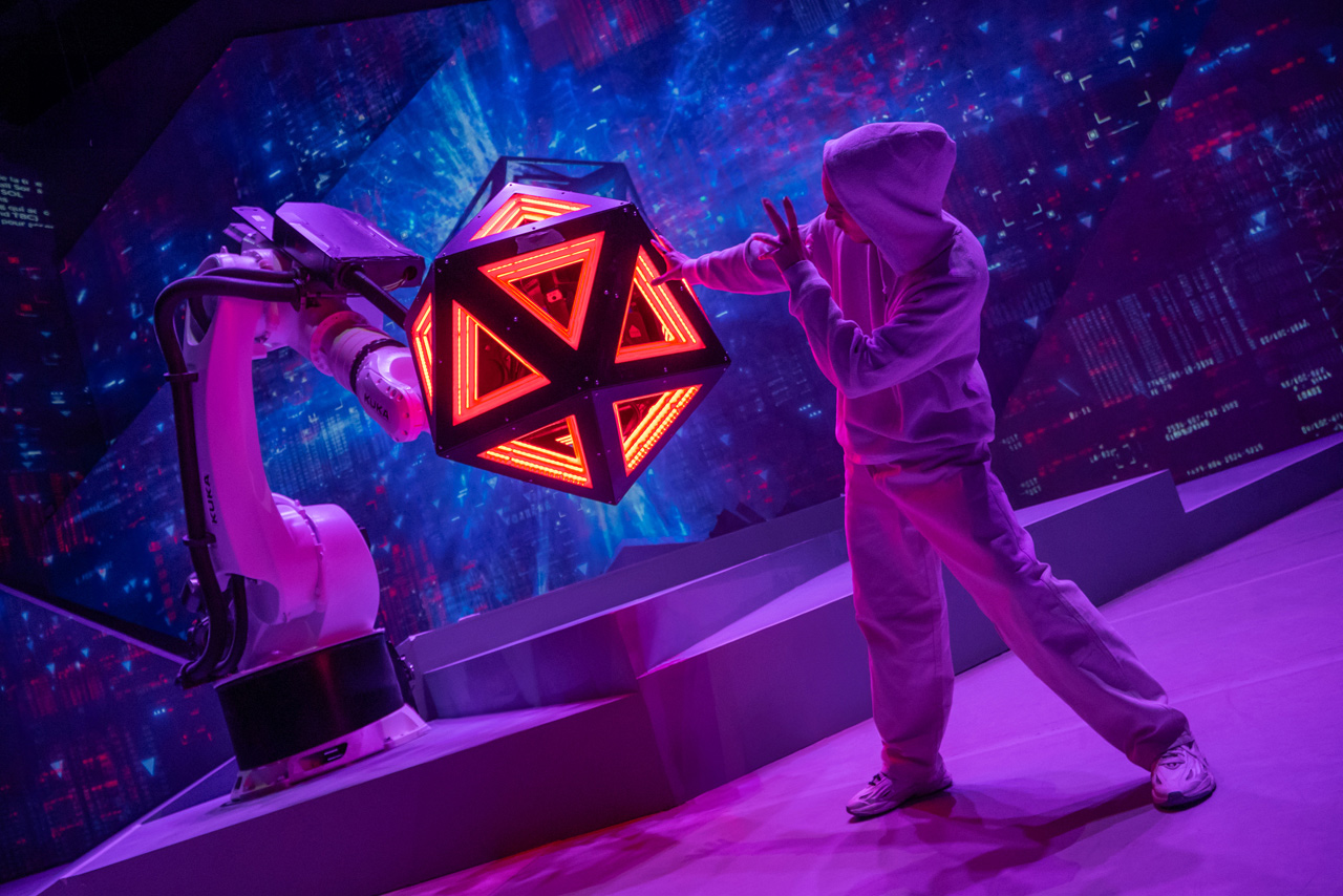 Attraction du Futuroscope réalisée grâce aux techniciens de Crystal