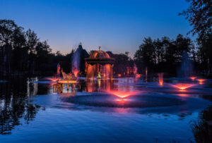 Photo d'un spectacle aquatique avec des jets robotisés réalisé par Crystal