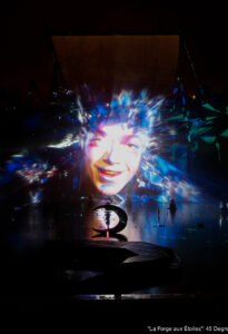 Show aquatique avec écrans d'eau réalisés par les équipes d'experts de Crystal