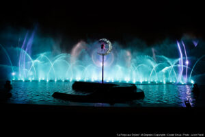 Photo d'un spectacle aquatique avec des jets robotisés réalisé par Crystal