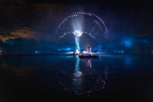 Show aquatique avec écrans d'eau réalisés par les équipes d'experts de Crystal