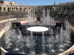 Jets d'eau par les équipes d'experts de Crystal