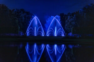 Spectacle aquatique avec des jets d'eau par Crystal