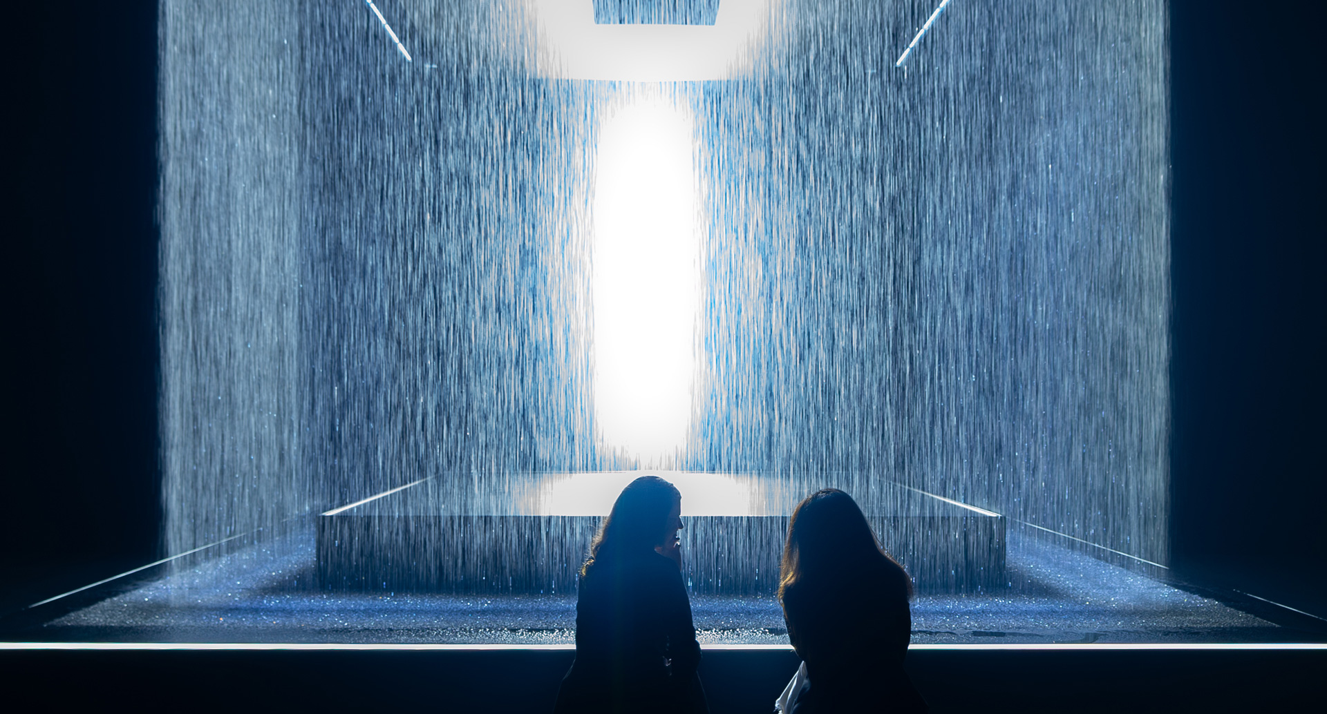 BMW - Surfacing by Es. Devlin - Larmac for BMW