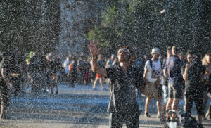 HELLFEST - Pixel Fall Water Curtain - Hellfest Festival - Crystal