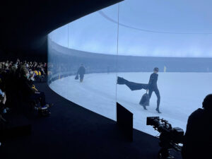 Snow Storm - La Mode en Images for Balenciage