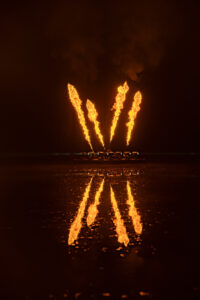 Spectacle aquatique de drones par Crystal