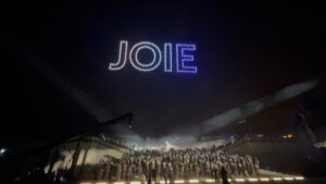 show de drones crée par CRYSTL DRONES pour TF1, créateur d'événement.