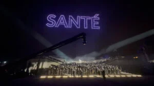 show de drones crée par CRYSTL DRONES pour TF1, créateur d'événement.
