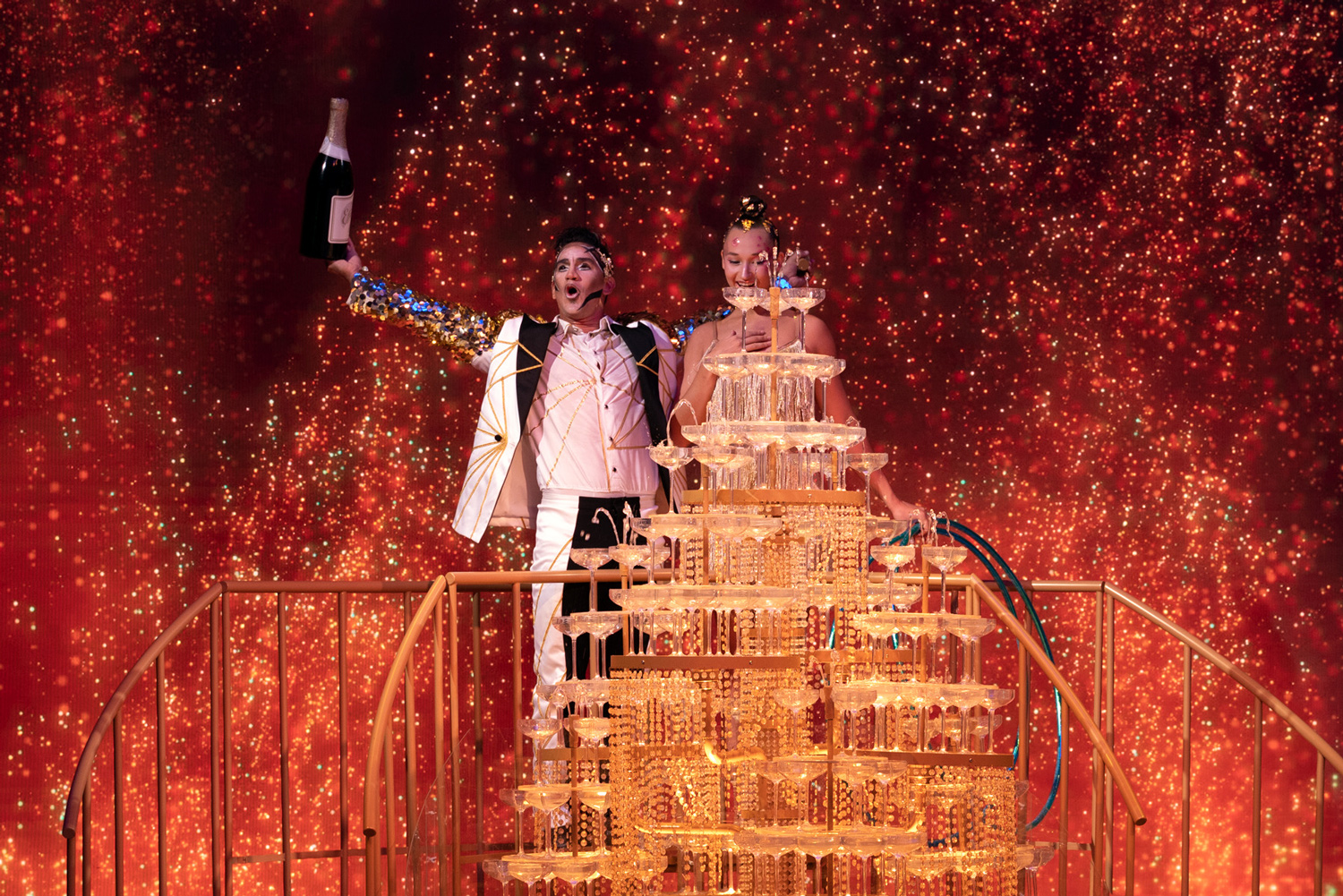 CIRQUE ELOIZE - CRYSTAL