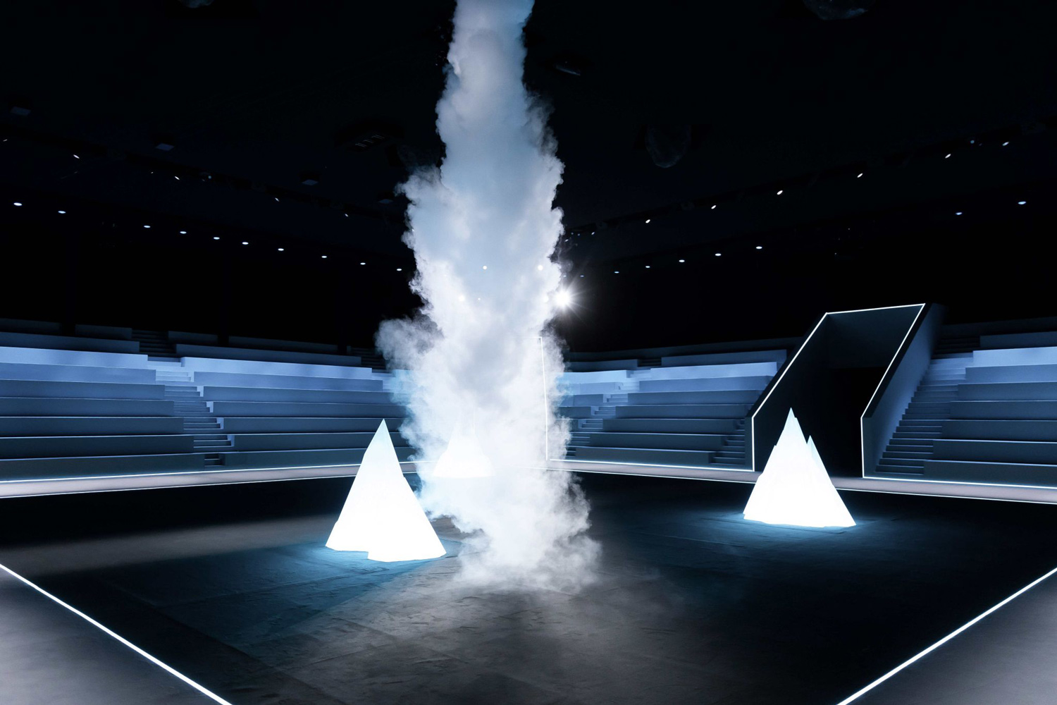 DIOR - Smoke Effects - Crystal
