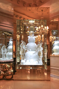 FOUR SEASONS - GEORGE V - Christmas Winter Wonderland for Jeff Leatham