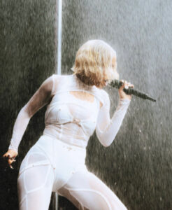 SHAY CONCERT - Water Curtain - CRYSTAL