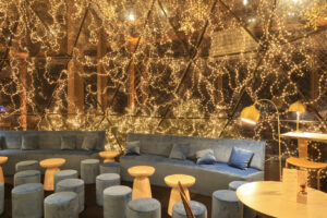 EIFFEL TOWER - Christmas Terrace Under a Golden Bubble for Umanis