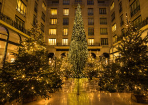 FOUR SEASONS - GEORGE V - Christmas Scenography
