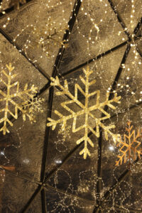 EIFFEL TOWER - Christmas Terrace Under a Golden Bubble for Umanis