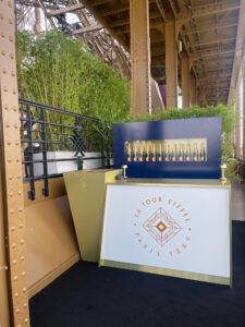 EIFFEL TOWER - Olympics Games Terrace - CRYSTAL