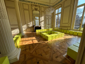 GANNI - Cubic Seating Elements - CRYSTAL