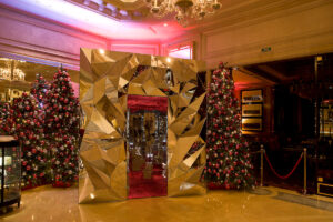 FOUR SEASONS - GEORGE V - Christmas Scenography