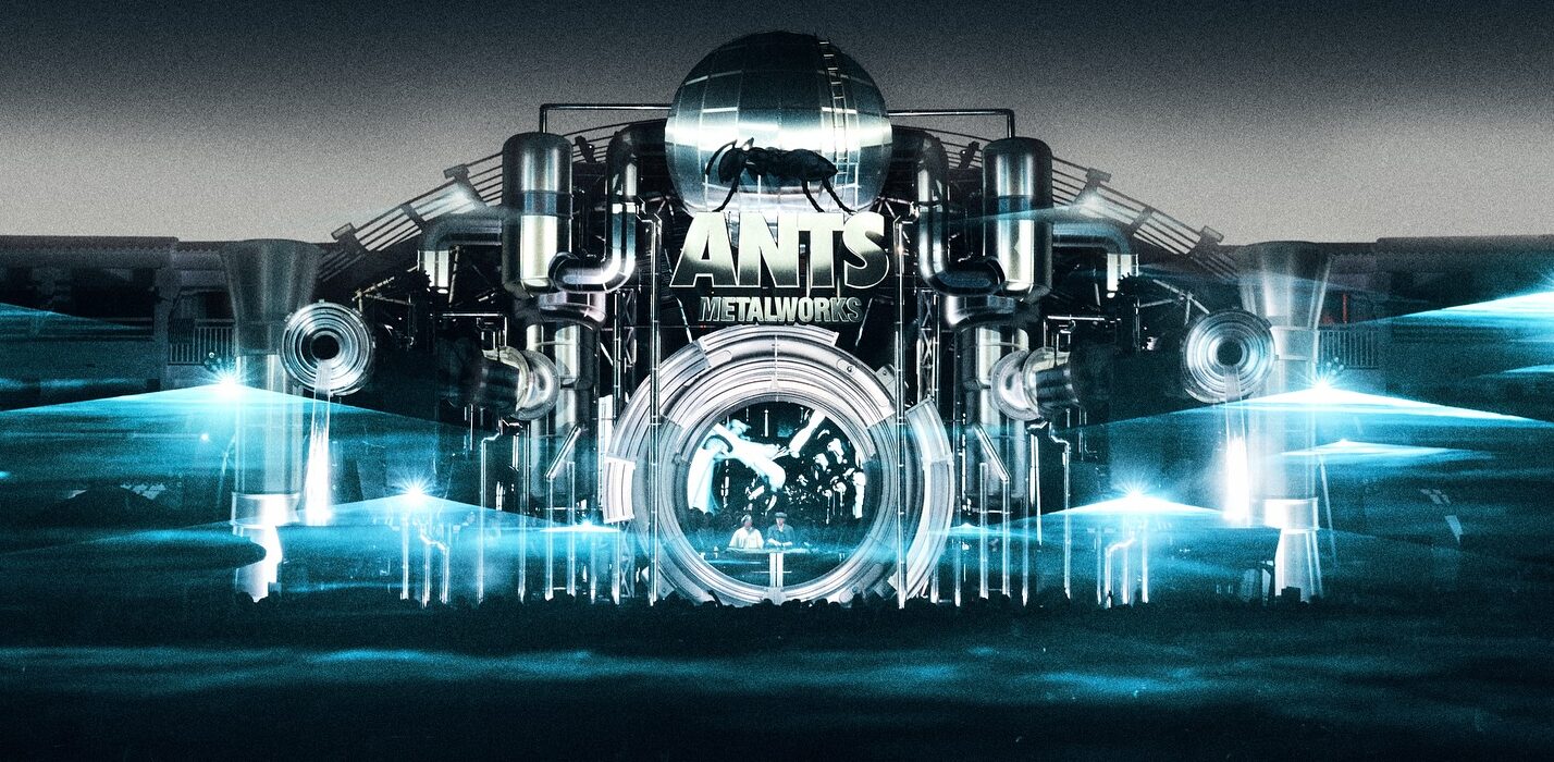 Cascades d’eau créées par les équipes de CRYSTAL pour l’Ushuaïa Ibiza, créateurs d'événement.