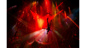 Effets de pluie créées par les équipes de CRYSTAL pour House of Dancing Water, créateurs d'événement.