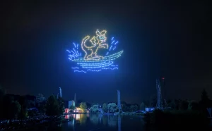 Spectacle de drones réalisé par les équipes de CRYSTAL pour les 50 ans de Walibi, créateurs d'événement.