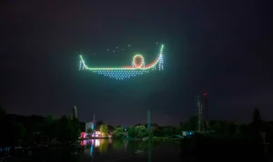 Spectacle de drones réalisé par les équipes de CRYSTAL pour les 50 ans de Walibi, créateurs d'événement.