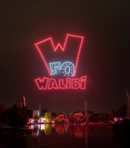 Spectacle de drones réalisé par les équipes de CRYSTAL pour les 50 ans de Walibi, créateurs d'événement.