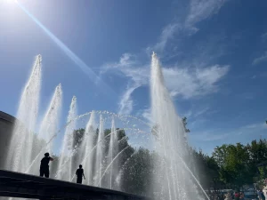 Water effects pour fashion show rick owens